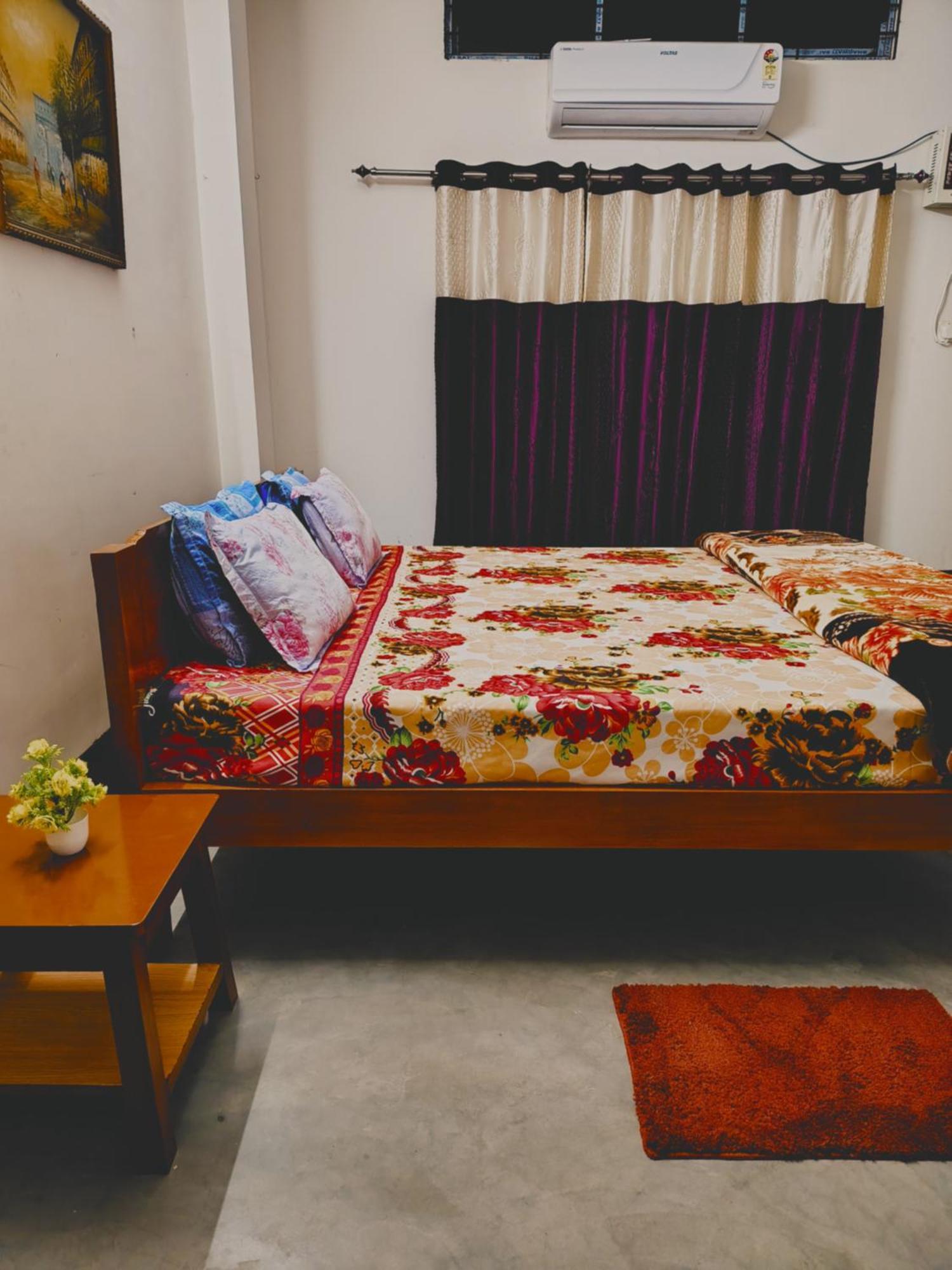 Gayatri Homestay Dibrugarh Exterior foto